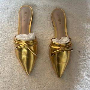 BRAND NEW Schutz Lay Leather Metallic Gold Slide On Shoe